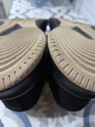 Zapatillas Crossfit Negras y Beige