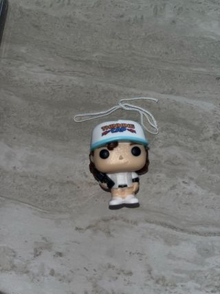 Muñeco Kinder Joy Stranger Things