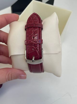 Reloj Quartz Art Deco Corazón Granate