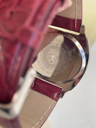 Reloj Quartz Art Deco Corazón Granate