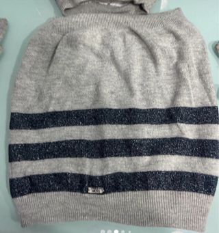 Conjunto gorro, guantes y bufanda gris