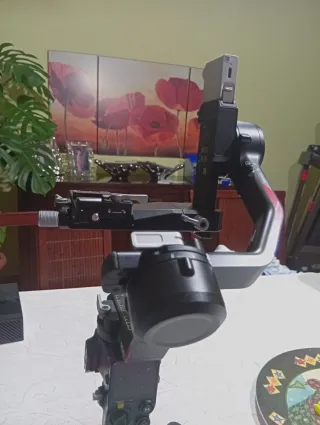 DJI Ronin RS4 Gimbal con modulo tracciamento