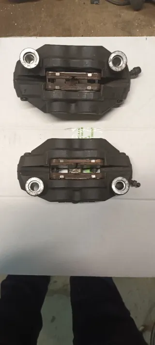 Pinzas Freno Suzuki GSXR 1000 K7 K8 Tokico