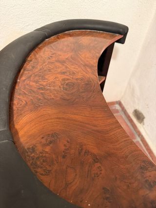 Mueble Bar Curvo Madera y Cristal