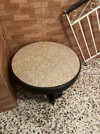 Mesa Vintage Negra con Mármol