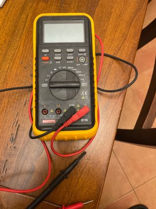 Multímetro Digital Benton 8116