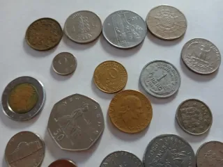 LOTE MONEDAS ANTIGUAS EXTRANJERAS