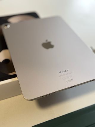 iPad Air 5ª Gen Wifi 64GB + Pencil 2da Gen