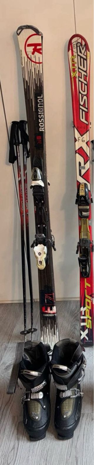 Esquís y tabla de snowboard