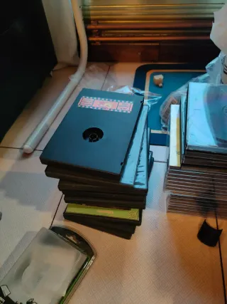 Cajas y archivadores CD/DVD