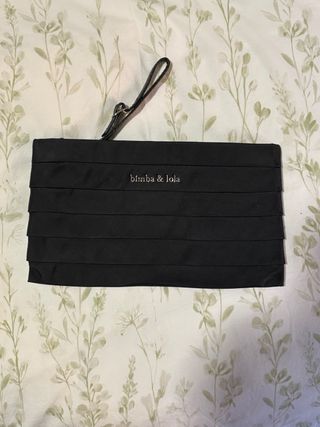 Bolso de mano Bimba y Lola negro 24,5x14,5cms