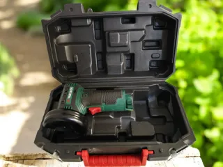 Tijera Circular Parkside 12V + Amoladora angular