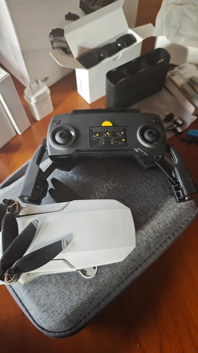 Dron DJI Mavic Mini Fly More Combo