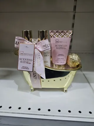 Set regalo IDC INSTITUTE bagno arancio e legno