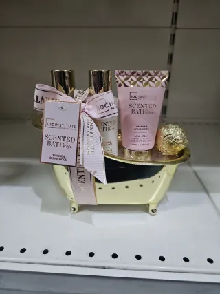 Set regalo IDC INSTITUTE bagno arancio e legno