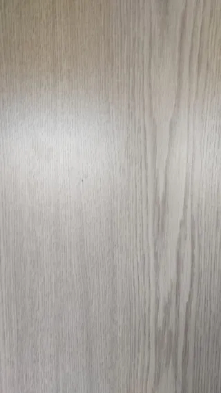 Puerta de madera interiores color roble