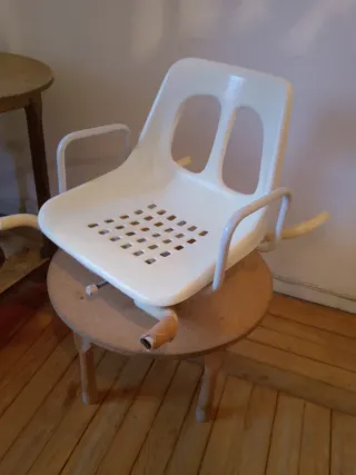 Silla giratoria de bañera