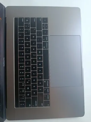 MacBook Pro 15" 2018 | Intel i7 | 16GB RAM | 500GB