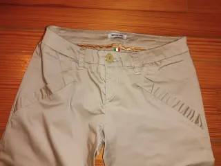 Pantaloni beige donna