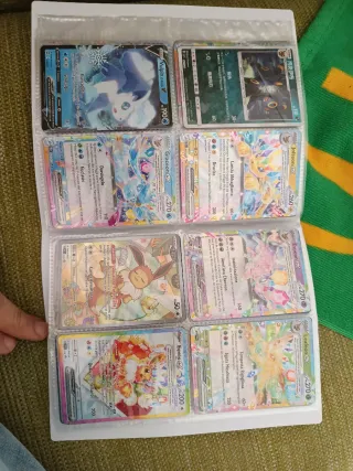 Album 57 carte Pokémon Eevee Evolutions