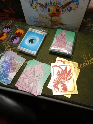 4 cajas Pokémon ETB para decoración