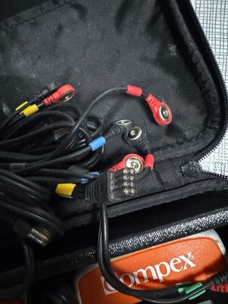 Electro estimulador Compex para piezas