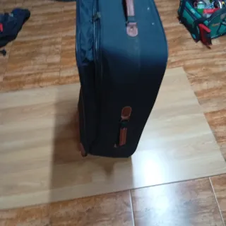 Maleta Sherpa Negra y Marrón