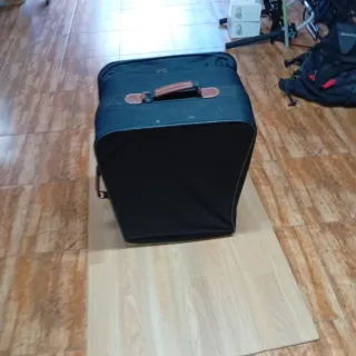 Maleta Sherpa Negra y Marrón