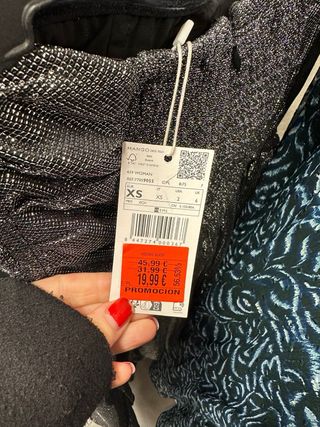 Vestido Mango plateado talla XS