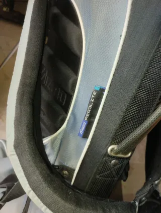 Bolso y palos de golf Mizuno