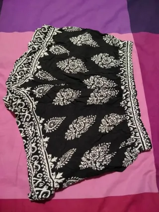 Pantaloncino estivo fantasia paisley