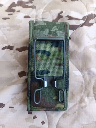 Varias completos de cubiertos