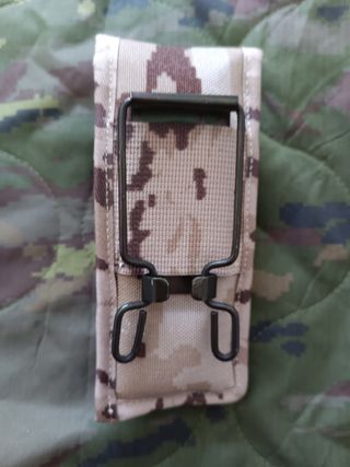 Varias completos de cubiertos