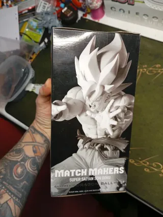 Figura Dragon Ball Z Super Saiyan Son Goku