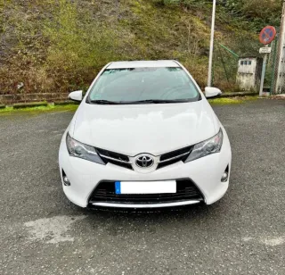 Toyota Auris 2014