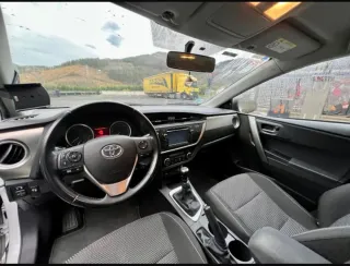 Toyota Auris 2014
