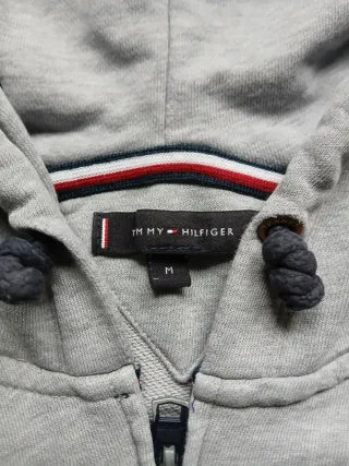 Felpa Tommy Hilfiger con cappuccio Grigia M