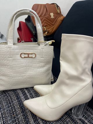 Botín Beige Tacón Transparente Talla 38