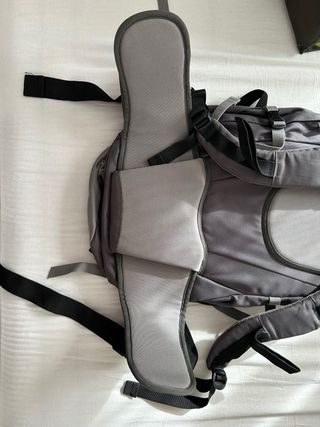 Mochila Quechua Forclaz 40L Gris