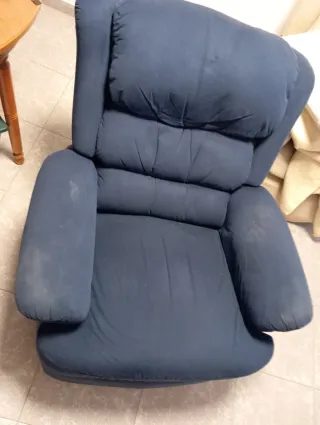 Sillón azul de tela