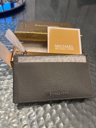 Monedero Michael Kors Gris con Llavero