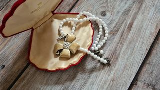 Collana vintage BABYLON Paris