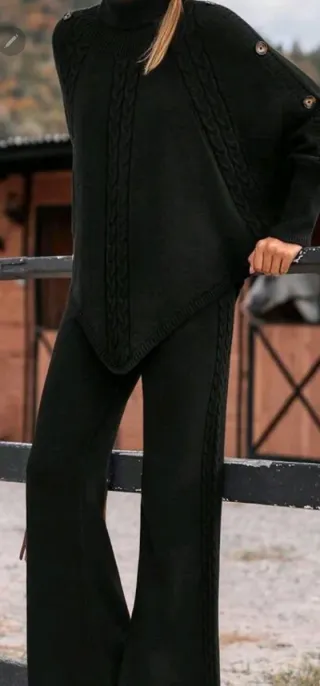 Conjunto Punto Suéter Asimétrico Negro