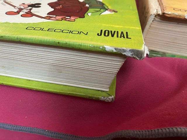 CUATRO TOMOS PELICULAS WALT DISNEY