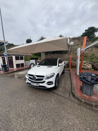 (negociable) Mercedes-Benz GLE 2016