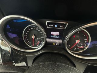 (negociable) Mercedes-Benz GLE 2016