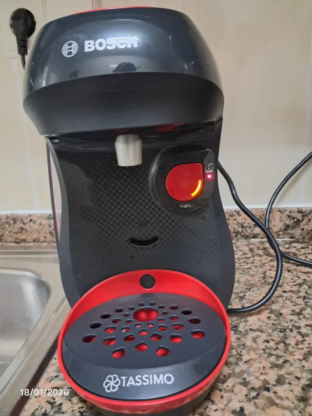 Cafetera Tassimo Bosch Roja
