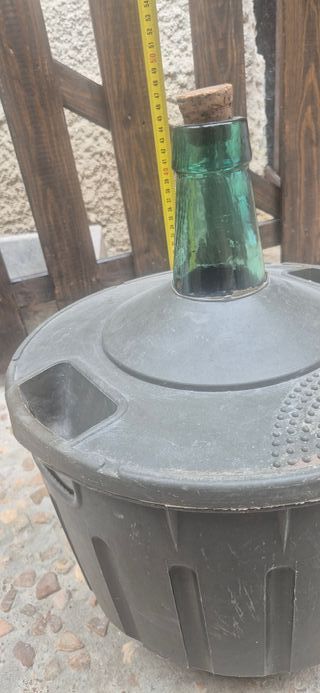 Lote antiguedades Damajuana .