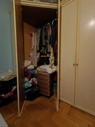 Armadio angolare 7 ante con cabina