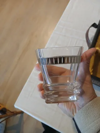 Baúl Set Licorera 6 Vasos + botella Arteco, nuevo